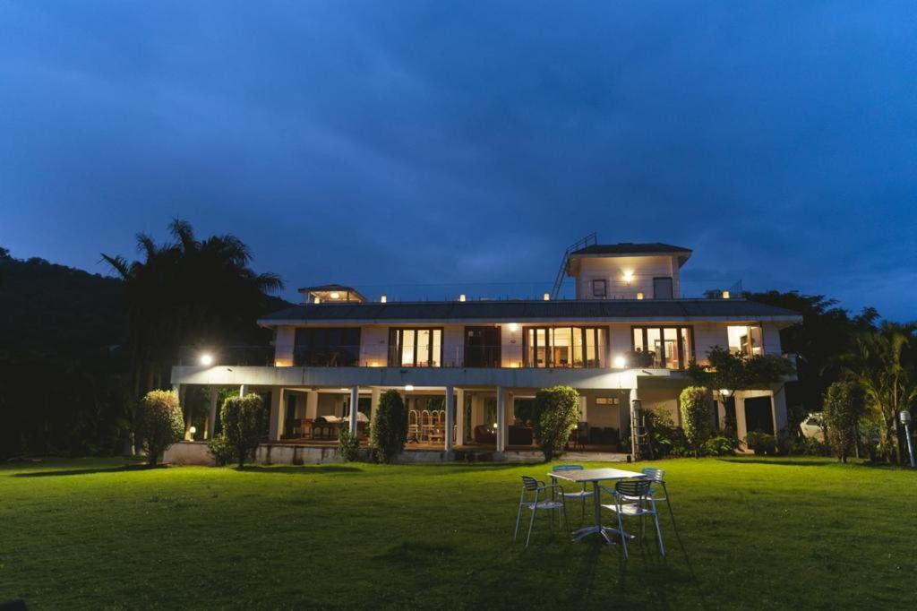 Pawna By Hangout Villas Lonavala Exteriör bild
